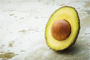 beneficios del aguacate