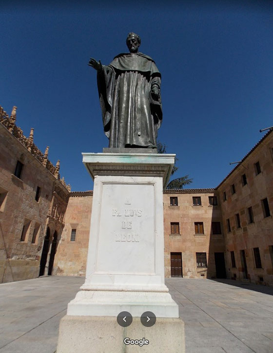 Estatua de Fray Luis de León