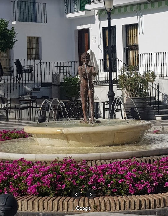 La niña de Benalmádena