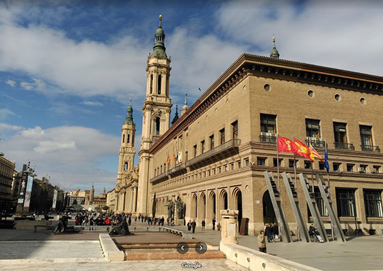 Plaza del Pilar